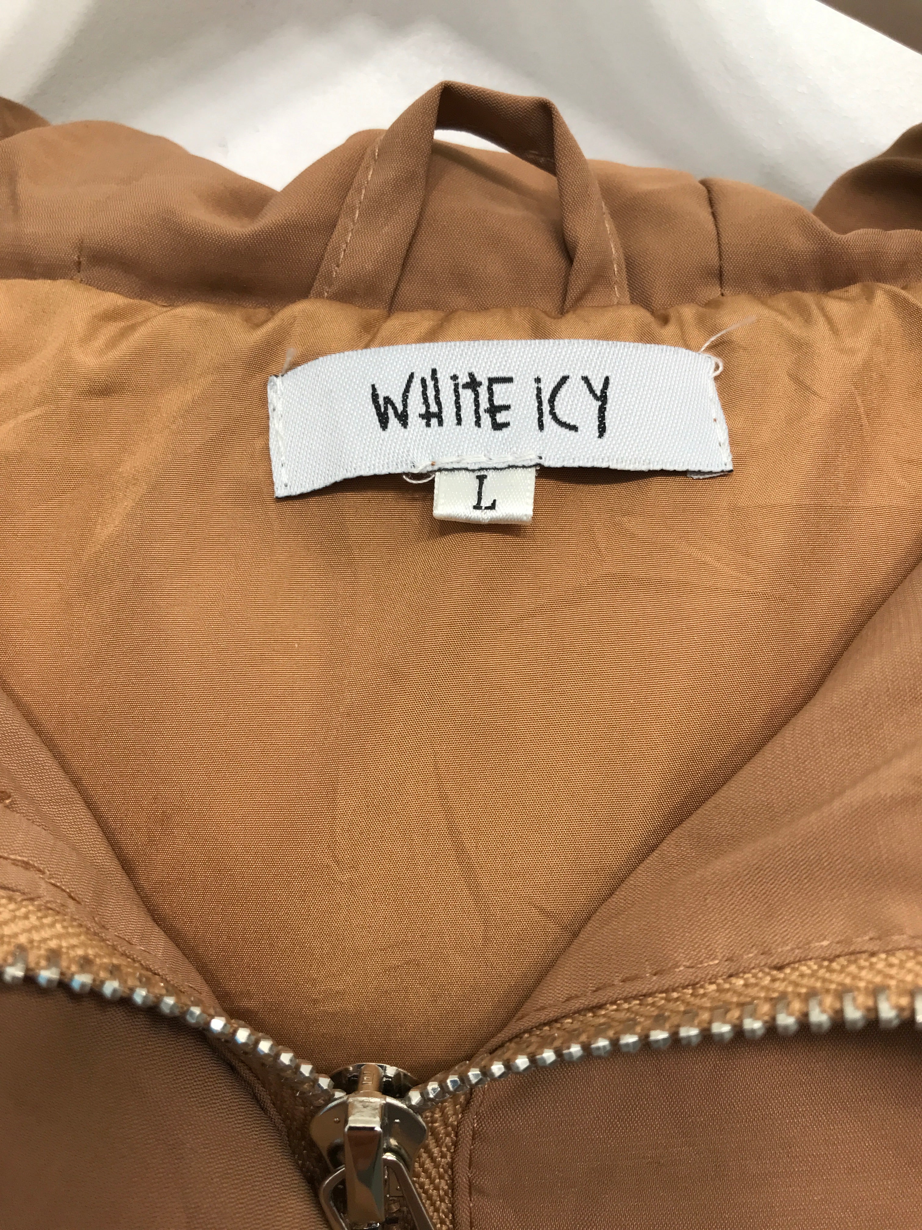 White Icy Vest